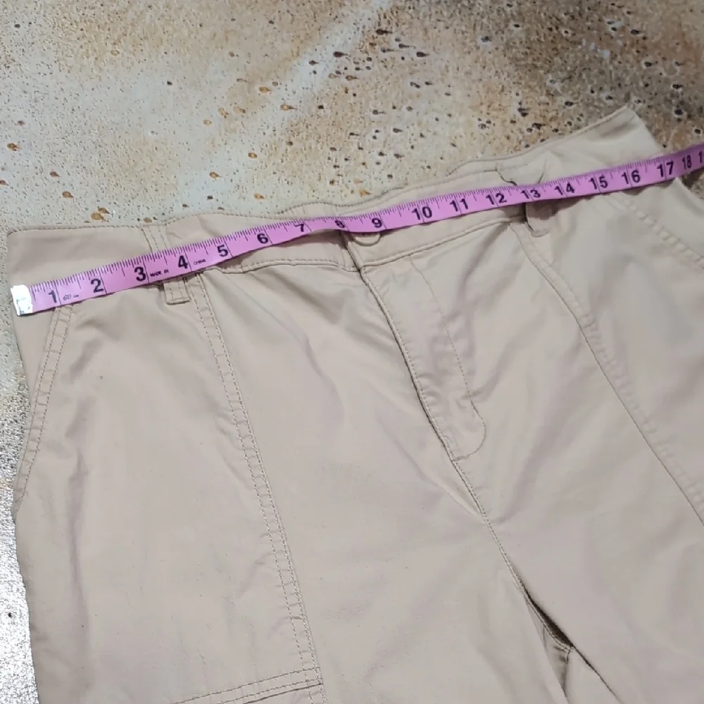 Sanctuary | Lightweight Cotton Stretch Light Tan Cargo Pants Size XXL - Picture 2 of 12
